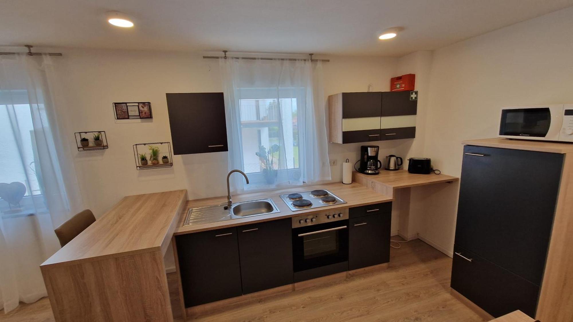 Appartment-Ferienwohnung Mit Kueche, Bad, Kostenlos Wlan, Modern Eingerichtet Roding Room photo